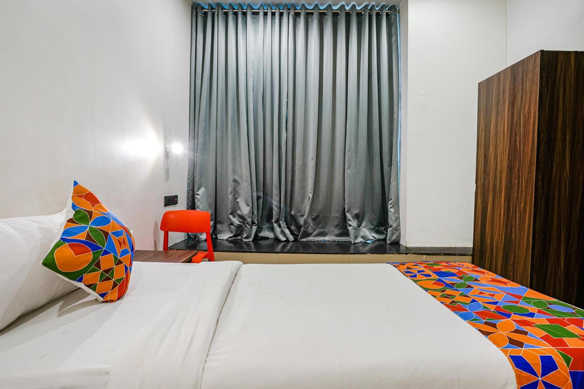 Fabhotel Lotus I Сурат Экстерьер фото