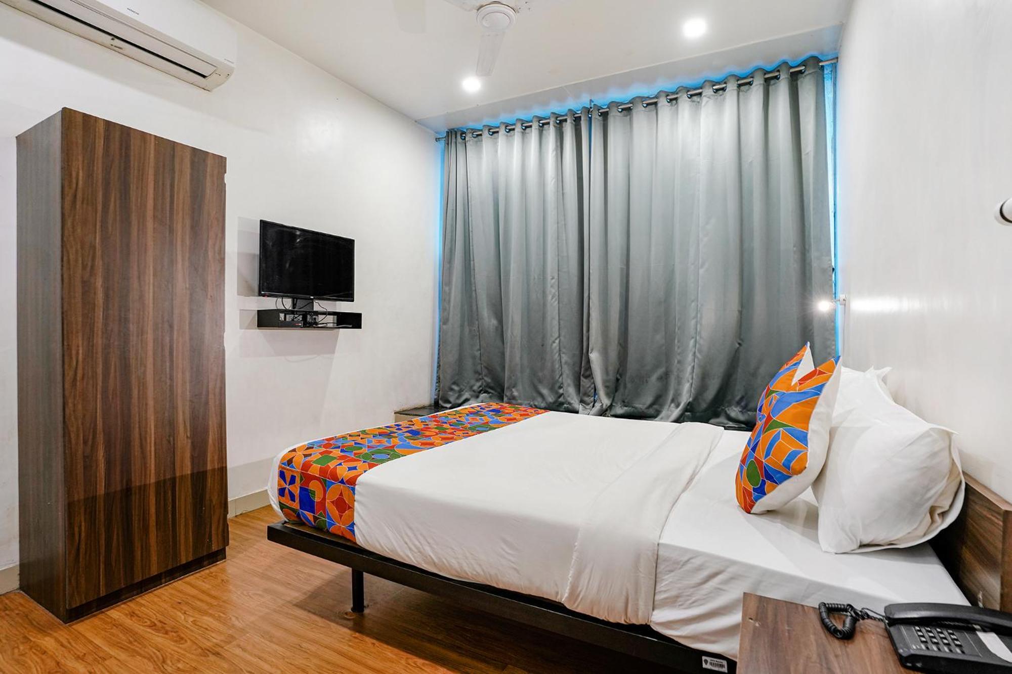 Fabhotel Lotus I Сурат Экстерьер фото